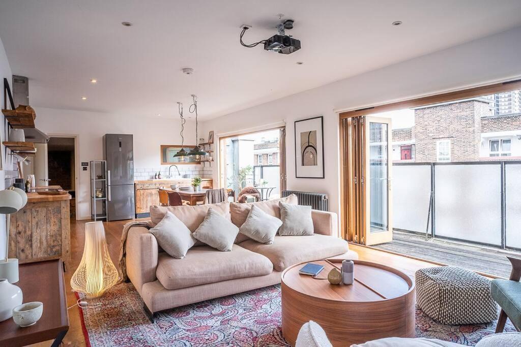 Appartement Penthouse At The Old Tea Factory à Londres Extérieur photo