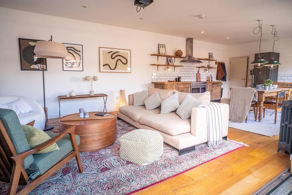 Appartement Penthouse At The Old Tea Factory à Londres Extérieur photo