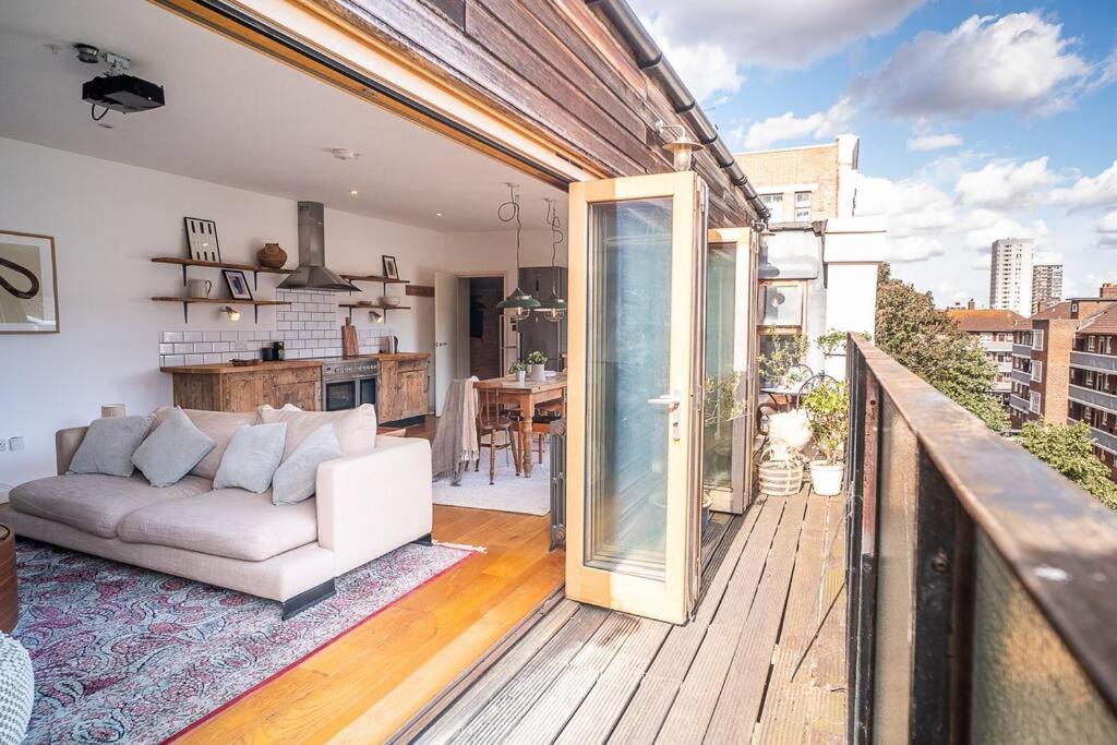 Appartement Penthouse At The Old Tea Factory à Londres Extérieur photo