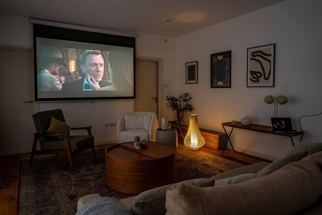 Appartement Penthouse At The Old Tea Factory à Londres Extérieur photo